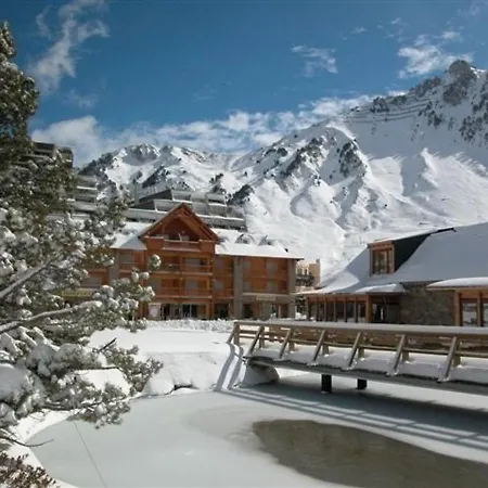 Cosy 4 Pers. Avec Terrasse, Piscine, Fitness Et Parking - A 300m Des Pistes - Fr-1-404-336 Apartament